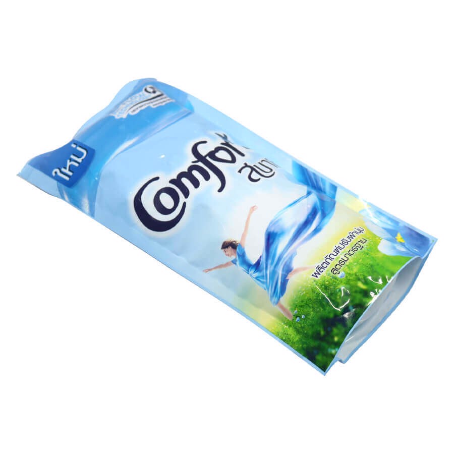 [ GIẶT GIŨ DỄ DÀNG , HƯƠNG THƠM MÁT] Combo 02 Túi/1 túi -lựa chọn- (mỗi túi 580ml) nước xả mềm vải Comfort mẫu mới Thái Lan - GIAO MÀU NGẪU NHIÊN (Date: 24 tháng)