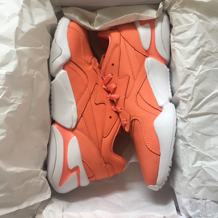 Giày PUMA Nova X Pantone Coral