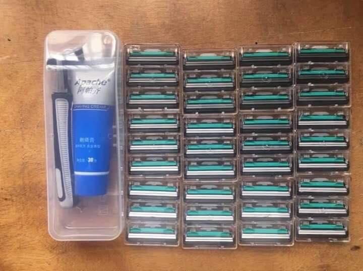 Bộ dao cạo râu kèm 36 lưỡi