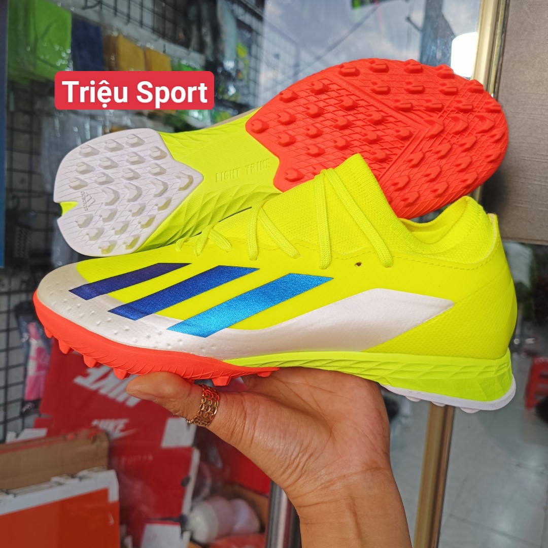 giày đá bóng X Crazyfast.1 TF (Tặng khâu đế+tất+túi rút+hộp)