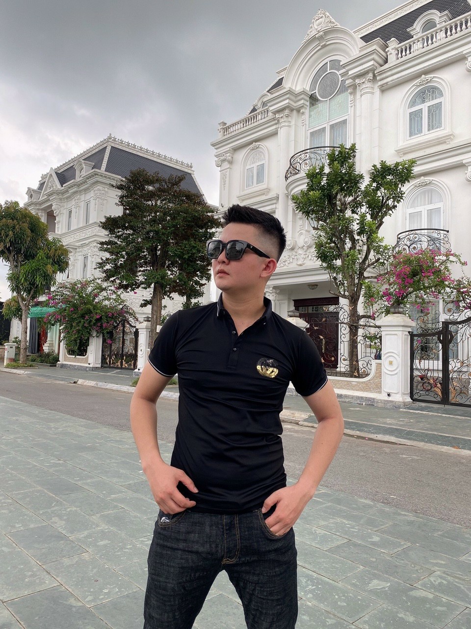 ÁO THUN NAM THÊU HỌA TIẾT GUCCI