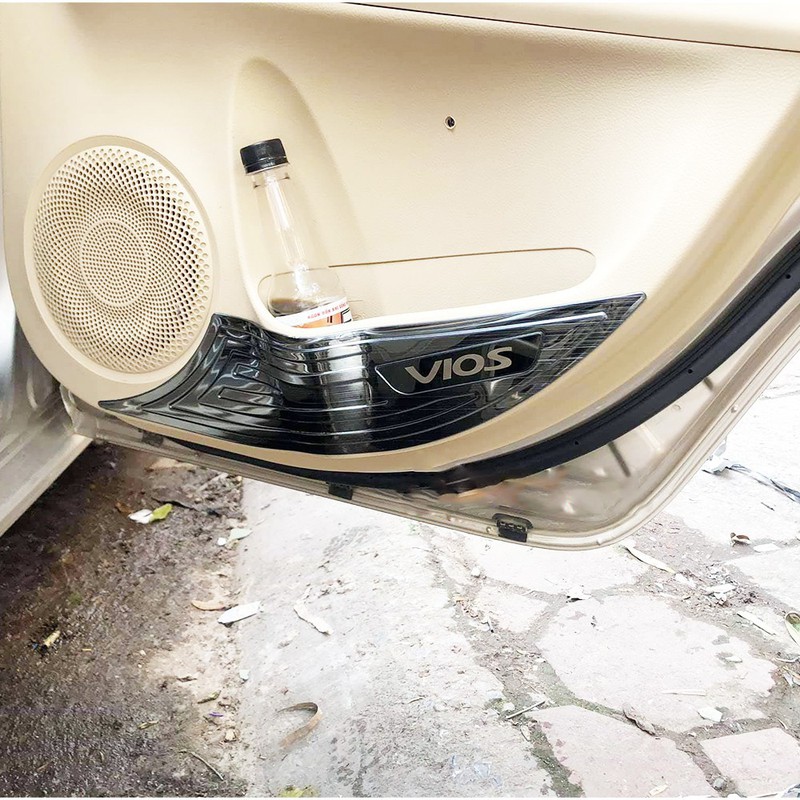 Ốp tapli chống xước cánh cửa Vios 2019