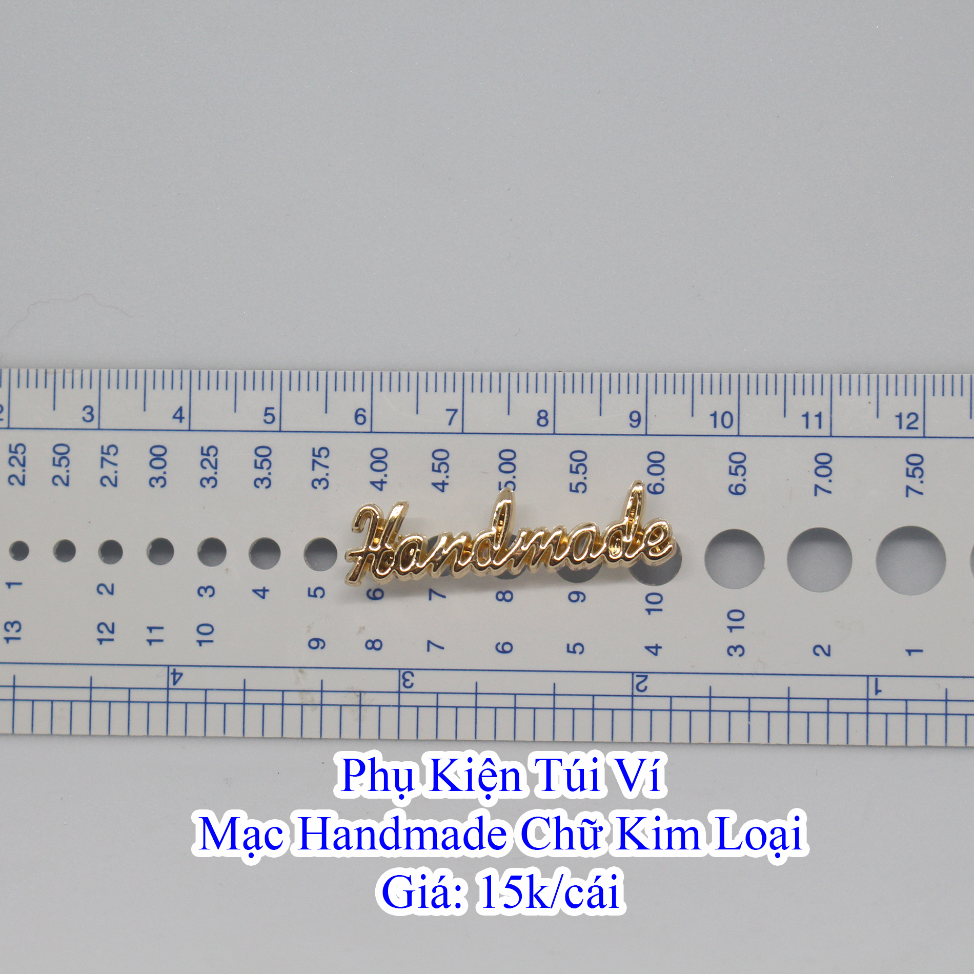 Mạc handmade chữ kim loại làm túi xách