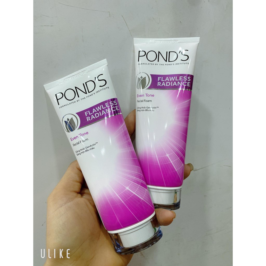 Sữa rửa mặt sáng da Pond's Flawless Radiance 100G