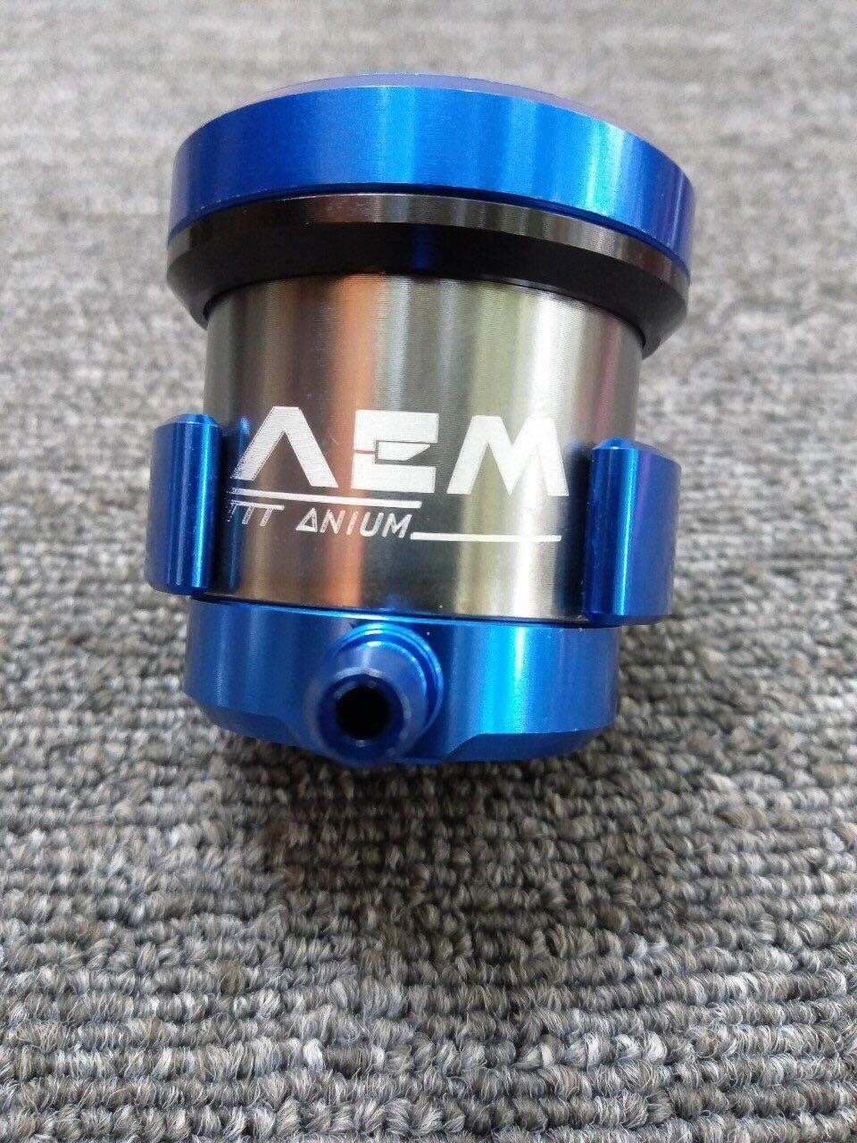 BÌNH DẦU AEM TITANIUM MÀU XANH DƯƠNG