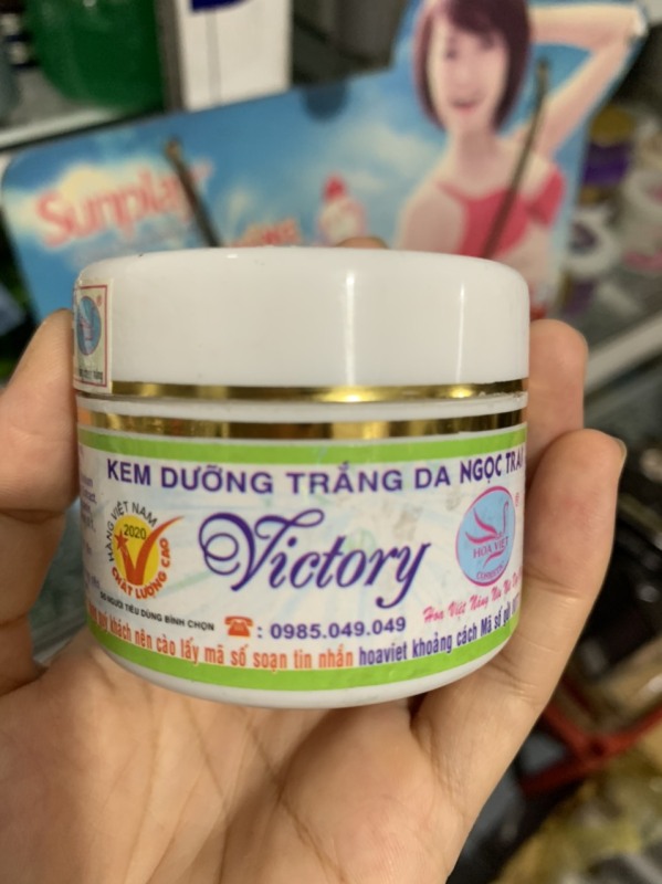Kem dưỡng trắng da Ngọc trai victory Hoa Việt giá rẻ