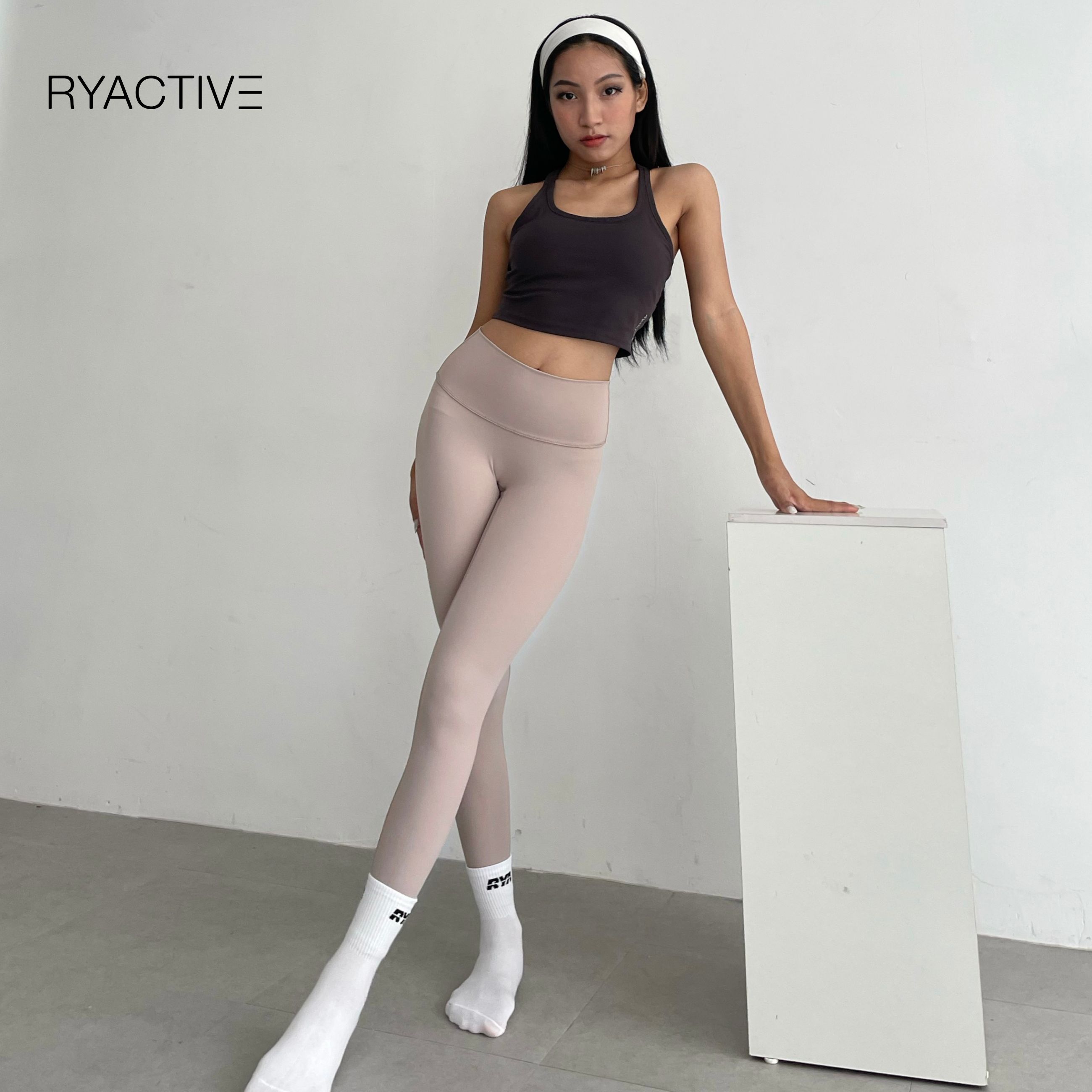 Quần legging thể thao dáng dài RYACTIVE - RYA Legging Light Pink