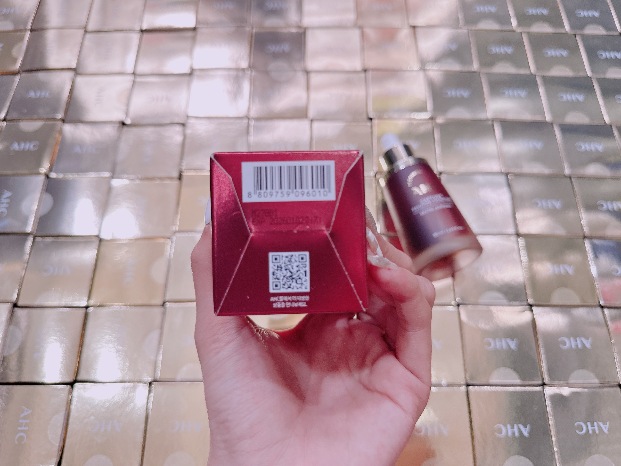 Serum AHC Capture Dưỡng Da