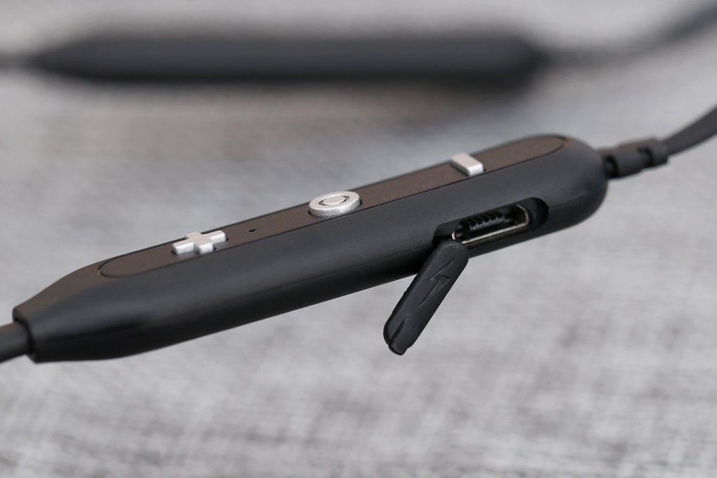 Tai nghe Bluetooth Awei G51BS Đen