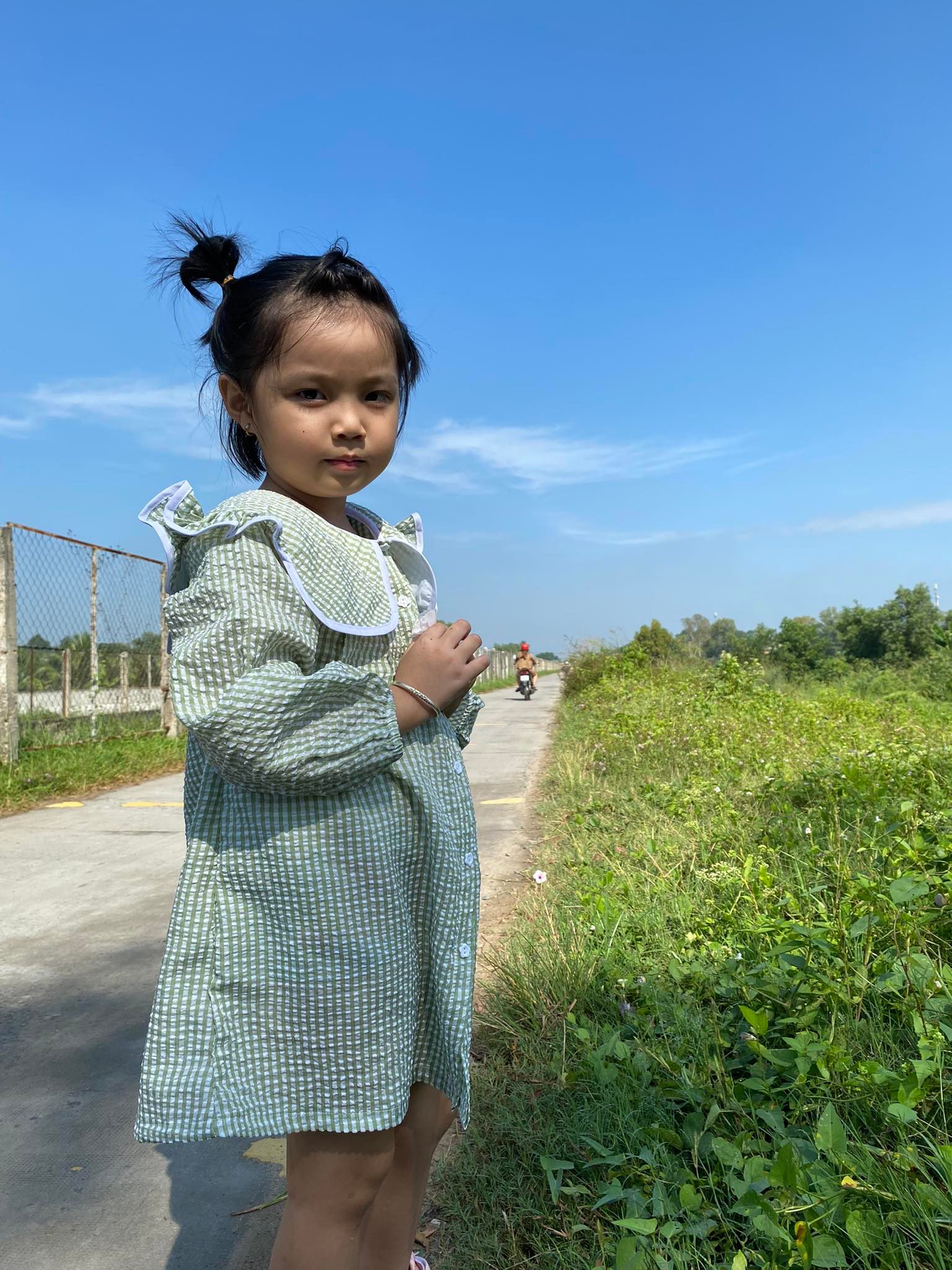 Đầm karo