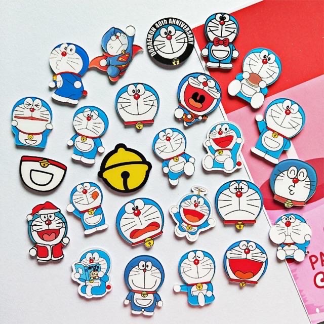 [HCM]Set 2 Stick Trang Trí Cặp Và Cài Áo Đeo Cặp Hình Đôremon