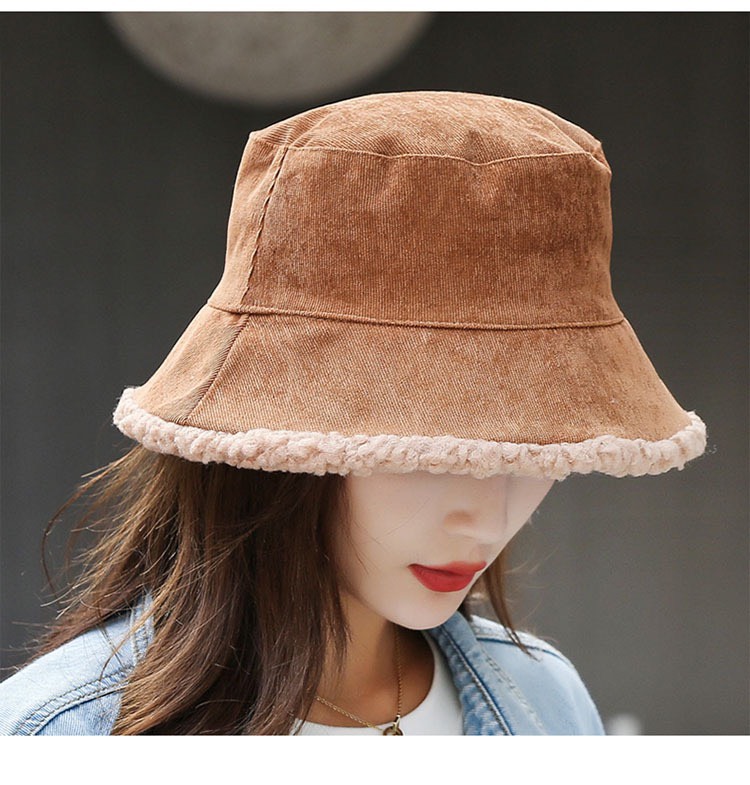 Mũ buclet lông cừu đội được 2 mặt