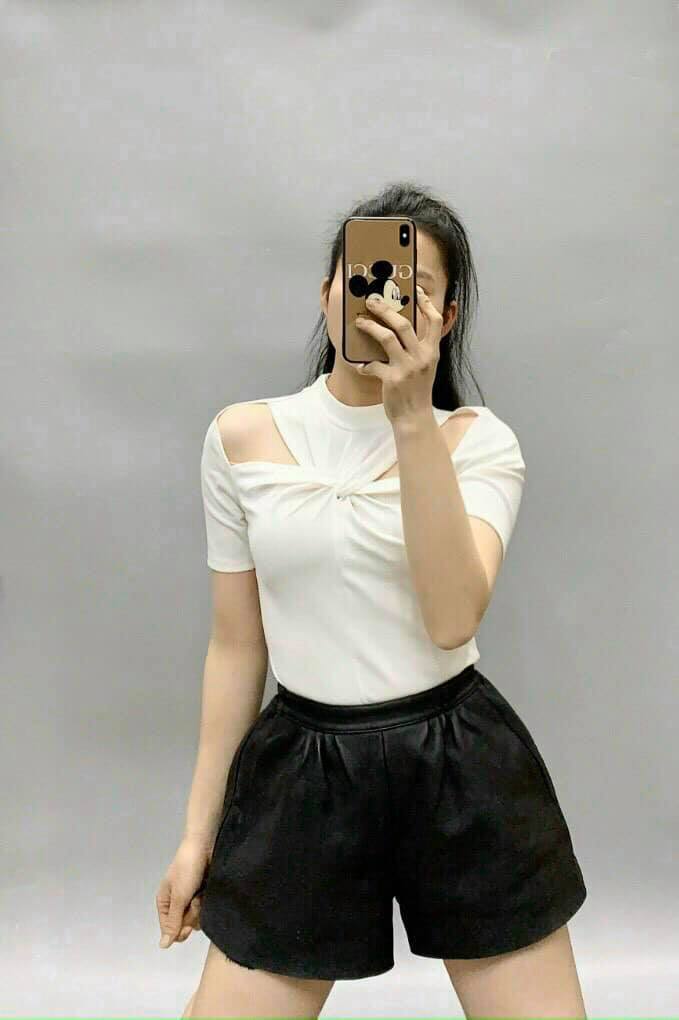 ÁO THUN KHOÉT VAI XINH