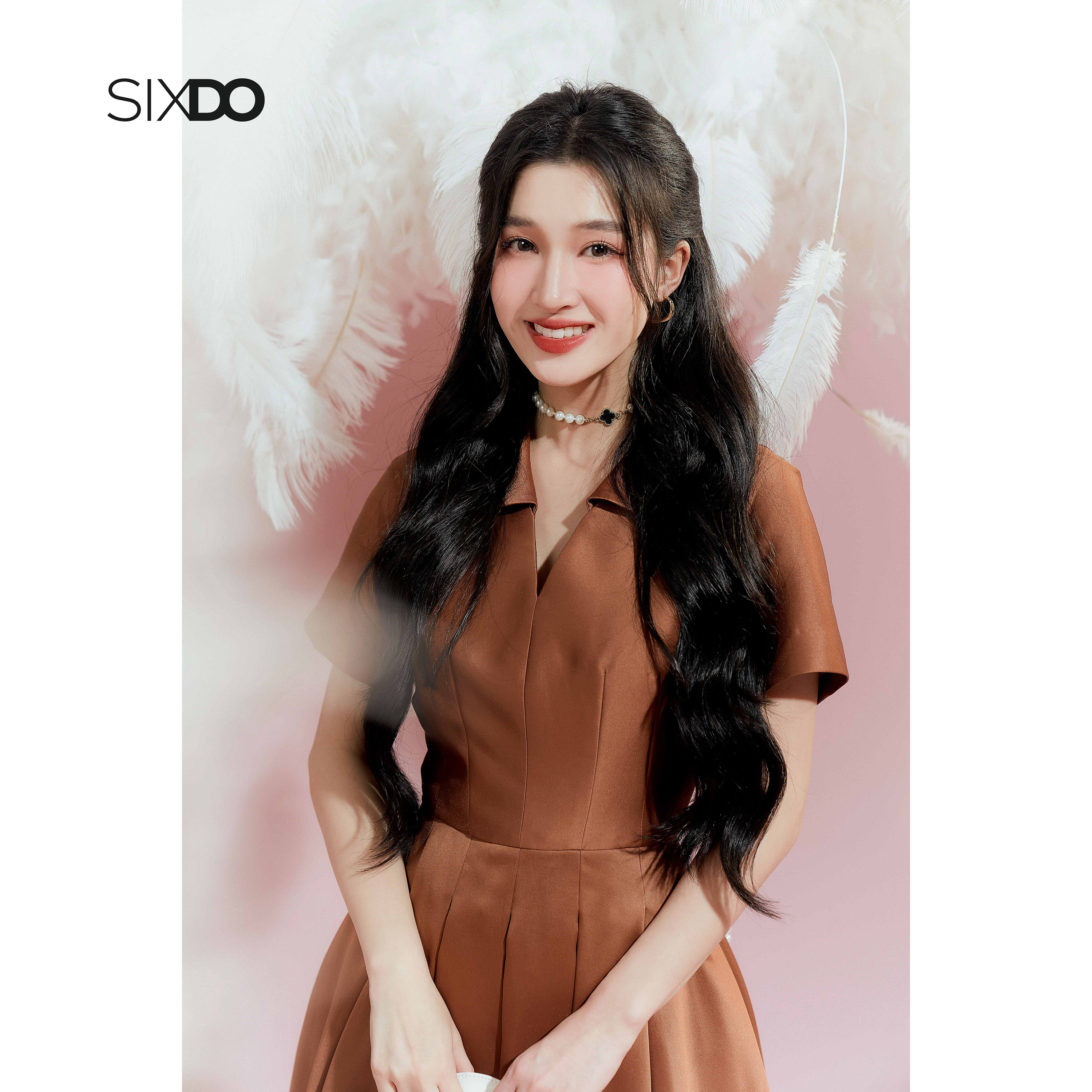 Đầm taffeta nâu xếp li SIXDO (Brown Pleated Midi Taffeta Dress)