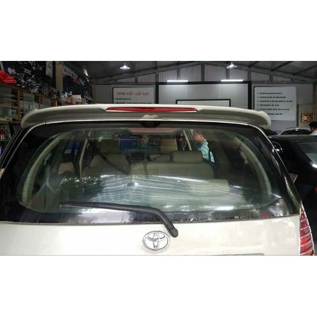 Đuôi gió xe Toyota Innova loại có đèn các dời xe 2004 - 2023 hàng Mộc chưa sơn