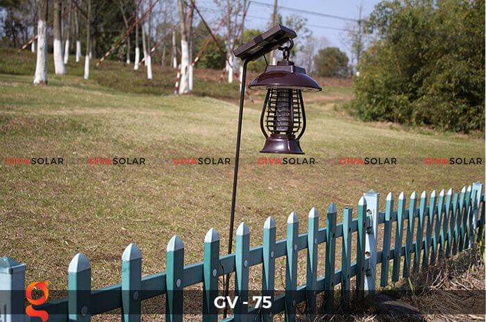 Đèn bắt côn trùng năng lượng mặt trời GV-MK75