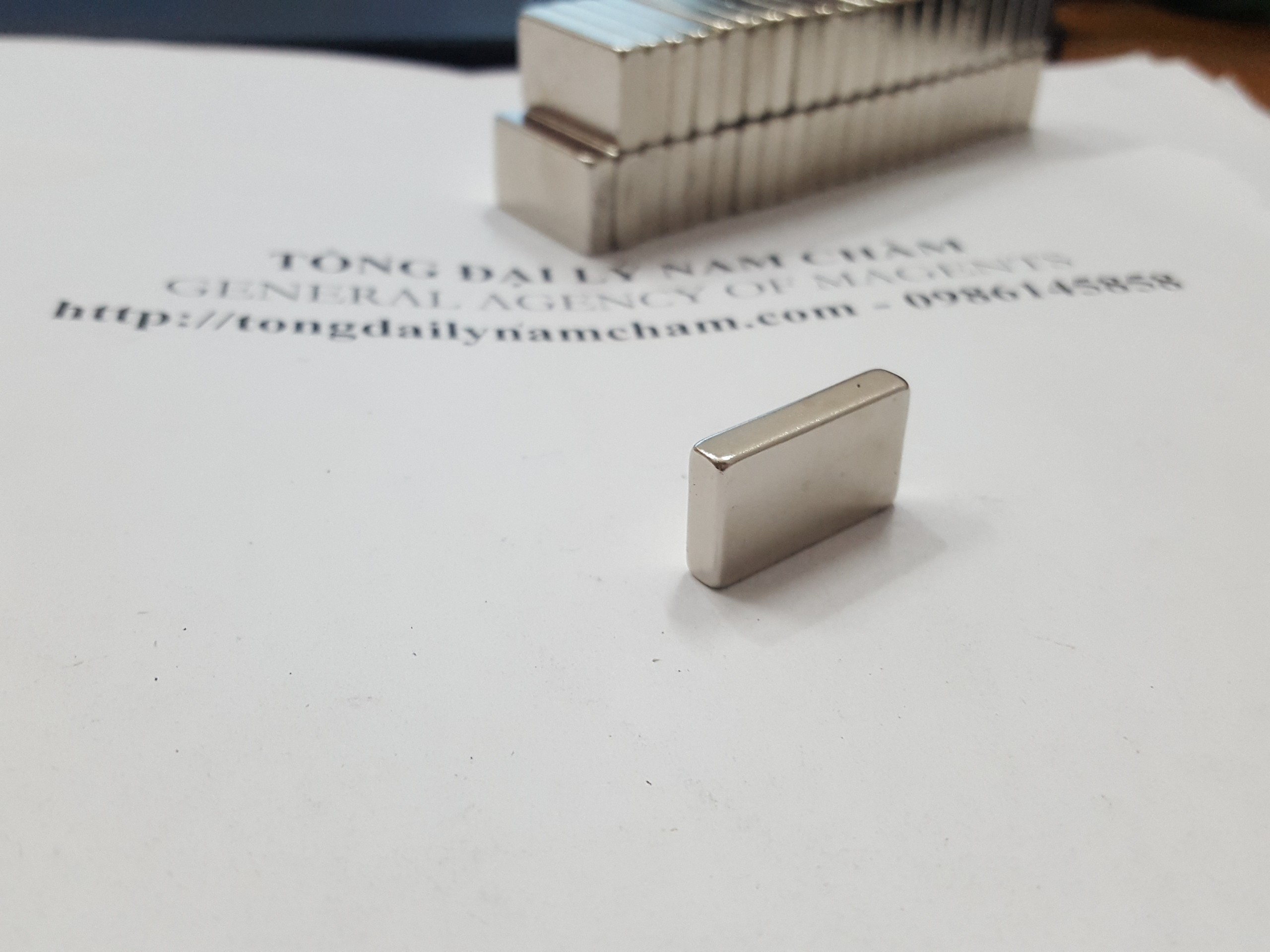 10 viên Nam châm trắng 25x15x5mm