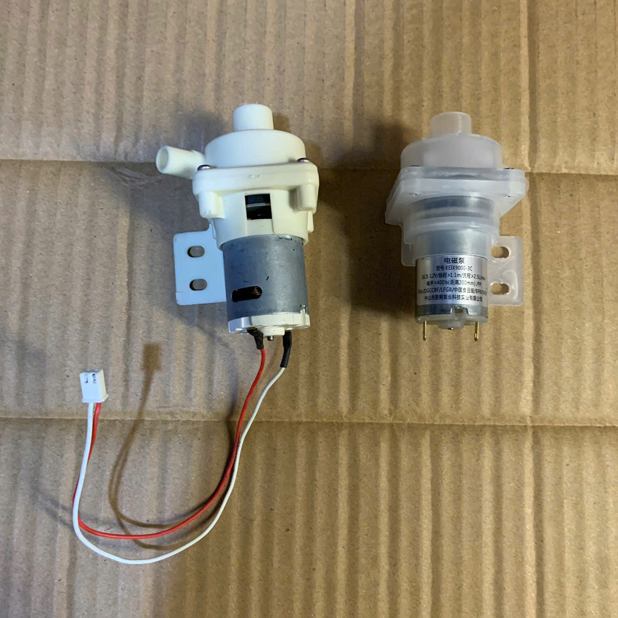 Bơm mini - mô tơ bơm nước bình thủy 8-12v