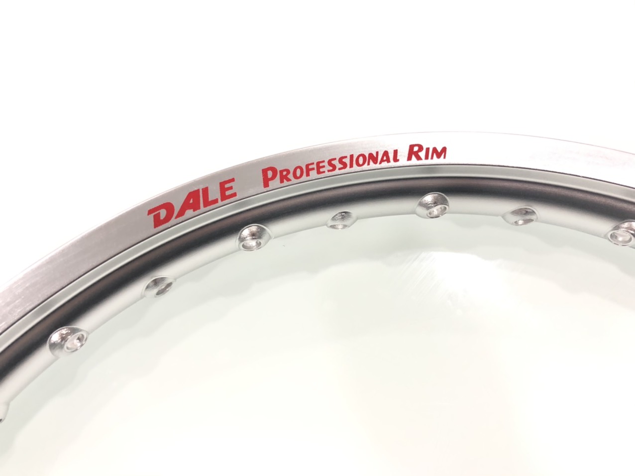 NIỀNG DALE SIZE 1.4 (  Màu Đen / Bạc ) - GIÁ BÁN 1 CÁI
