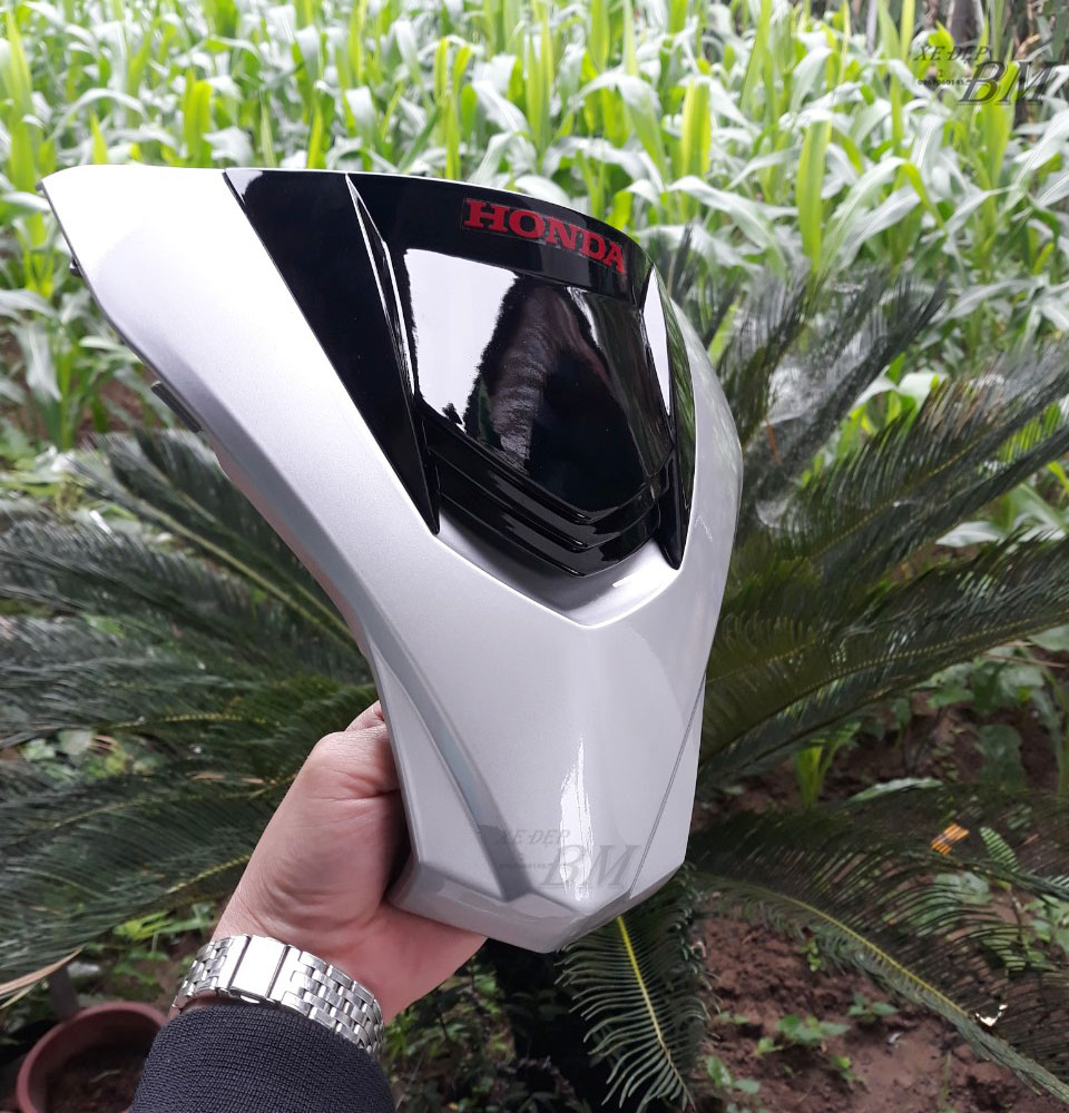 Mặt nạ 2 tầng wave 110 màu bạc