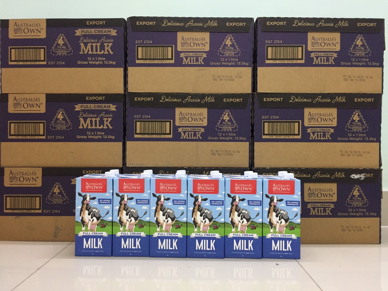 Sữa tươi tiệt trùng Úc Australia's Own nguyên kem Full Cream Delicious Aussie Milk hộp 1L