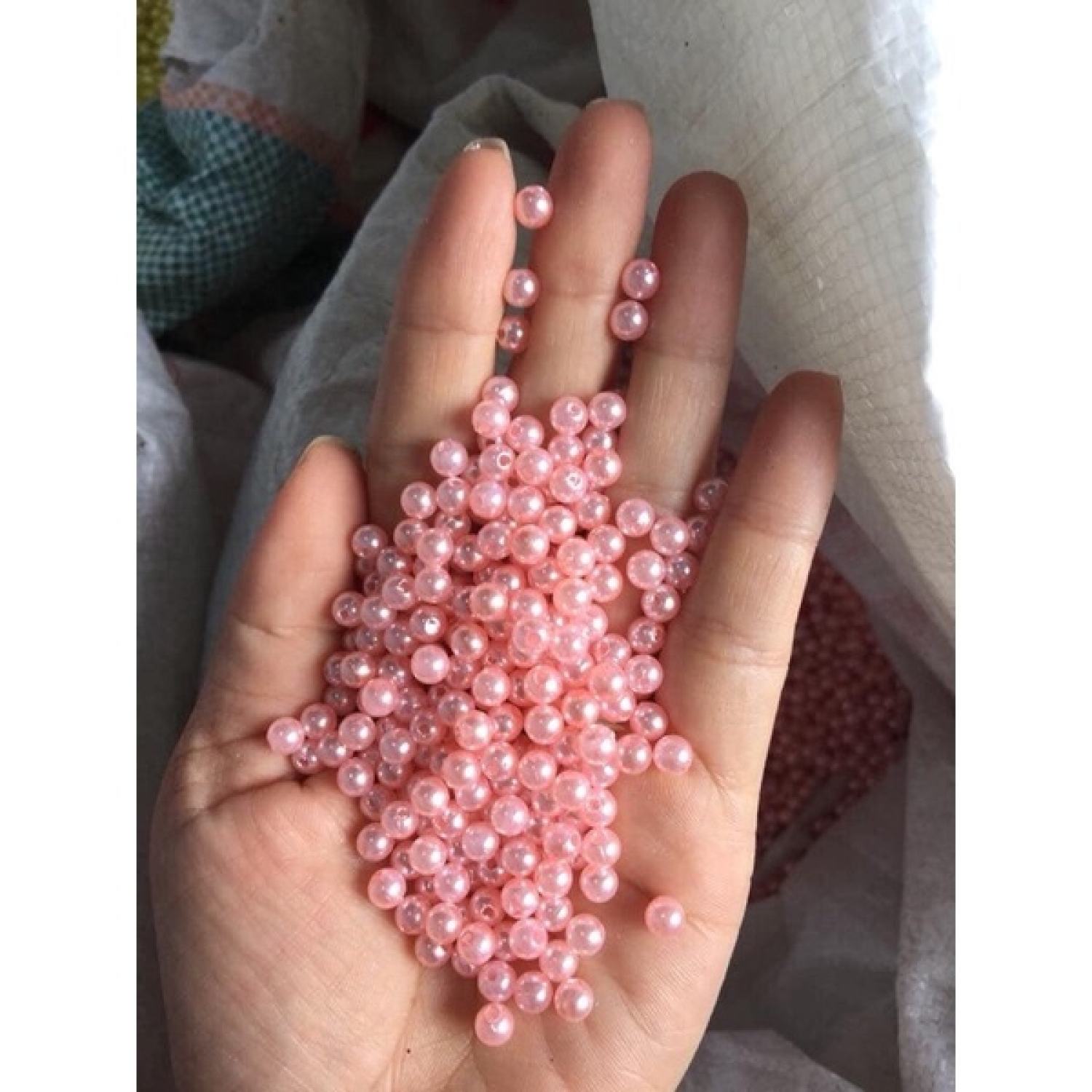 hạt trai cao cấp có lỗ sâu (50k/100gram)