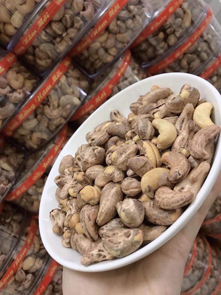 HẠT ĐIỀU RANG MUỐI BÌNH PHƯỚC LOẠI 1