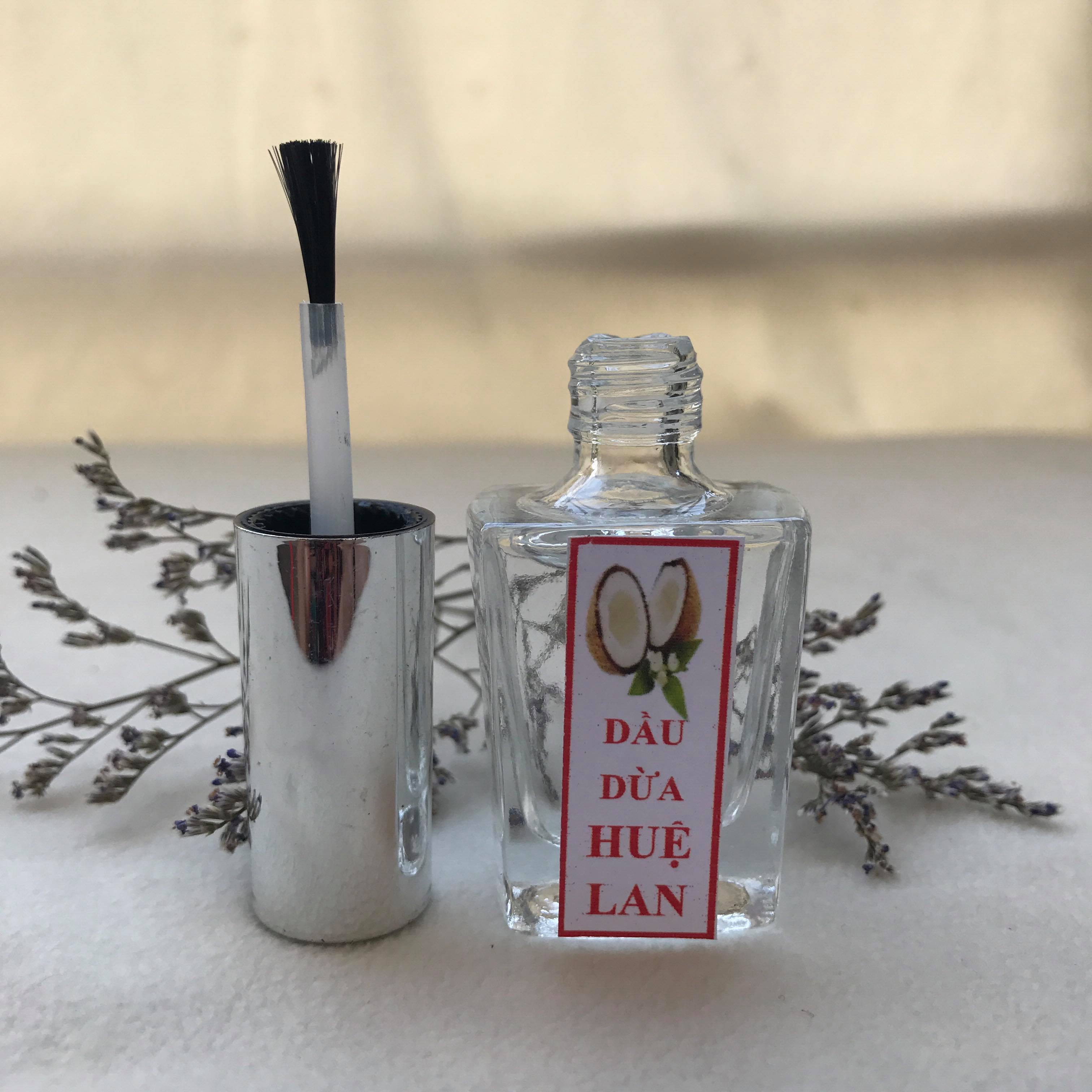 Dưỡng Móng Tay Dầu Dừa Nguyên Chất Huệ Lan ( chai 10 ml)