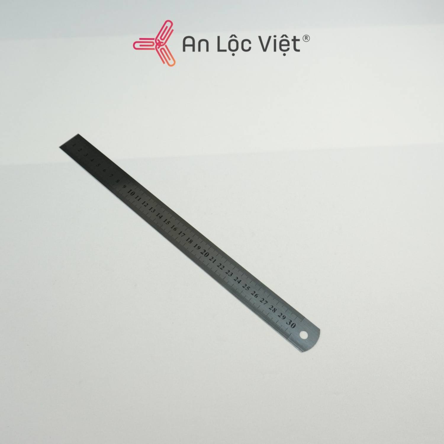 Thước kẻ sắt nhiều kích cỡ 15cm - 20cm - 30cm - 50cm