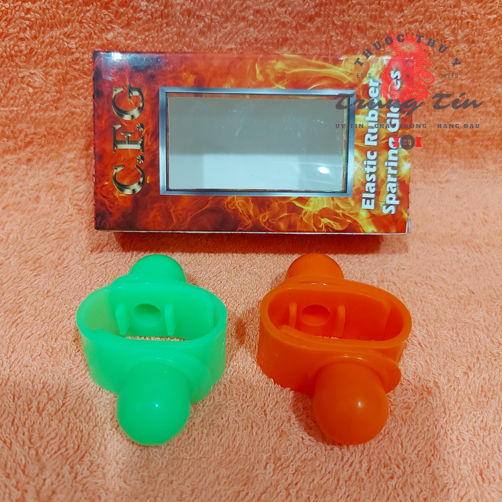 HCM - bịt cựa silicon - dành cho gà (TRE) - (1 HỘP DÀNH CHO 2 CON)