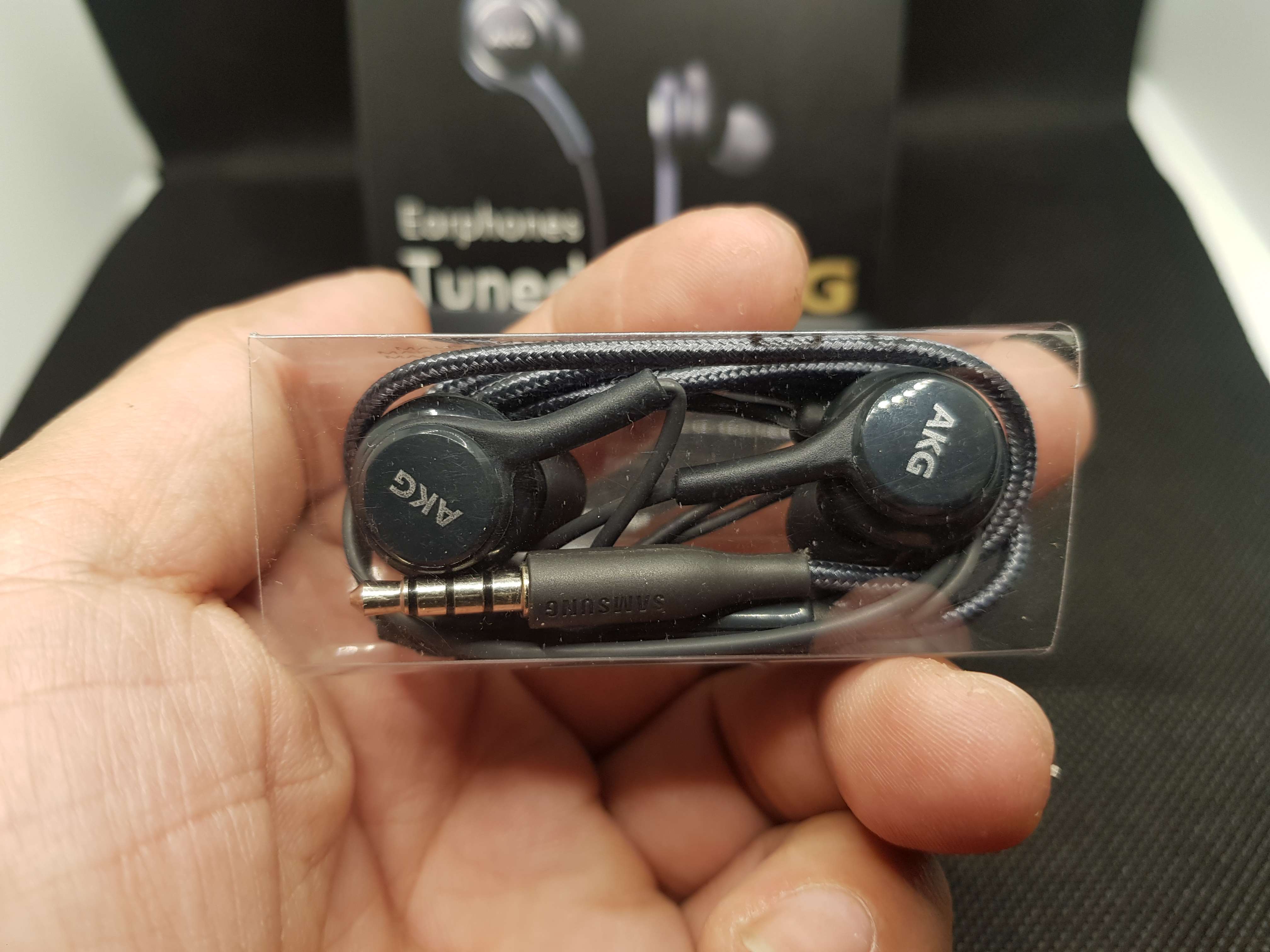 Tai Nghe AKG samsung S8
