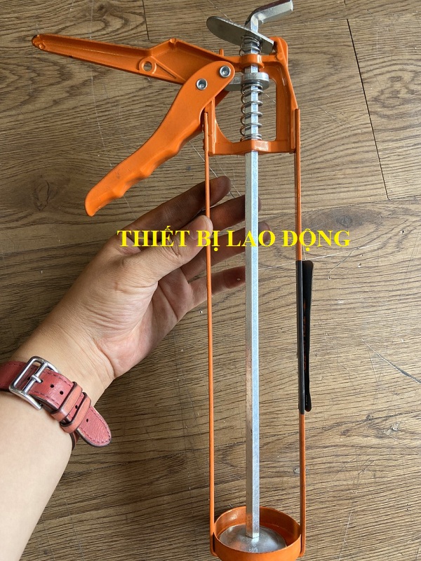 Dụng cụ bắn silicone truper 17550 - 17550
