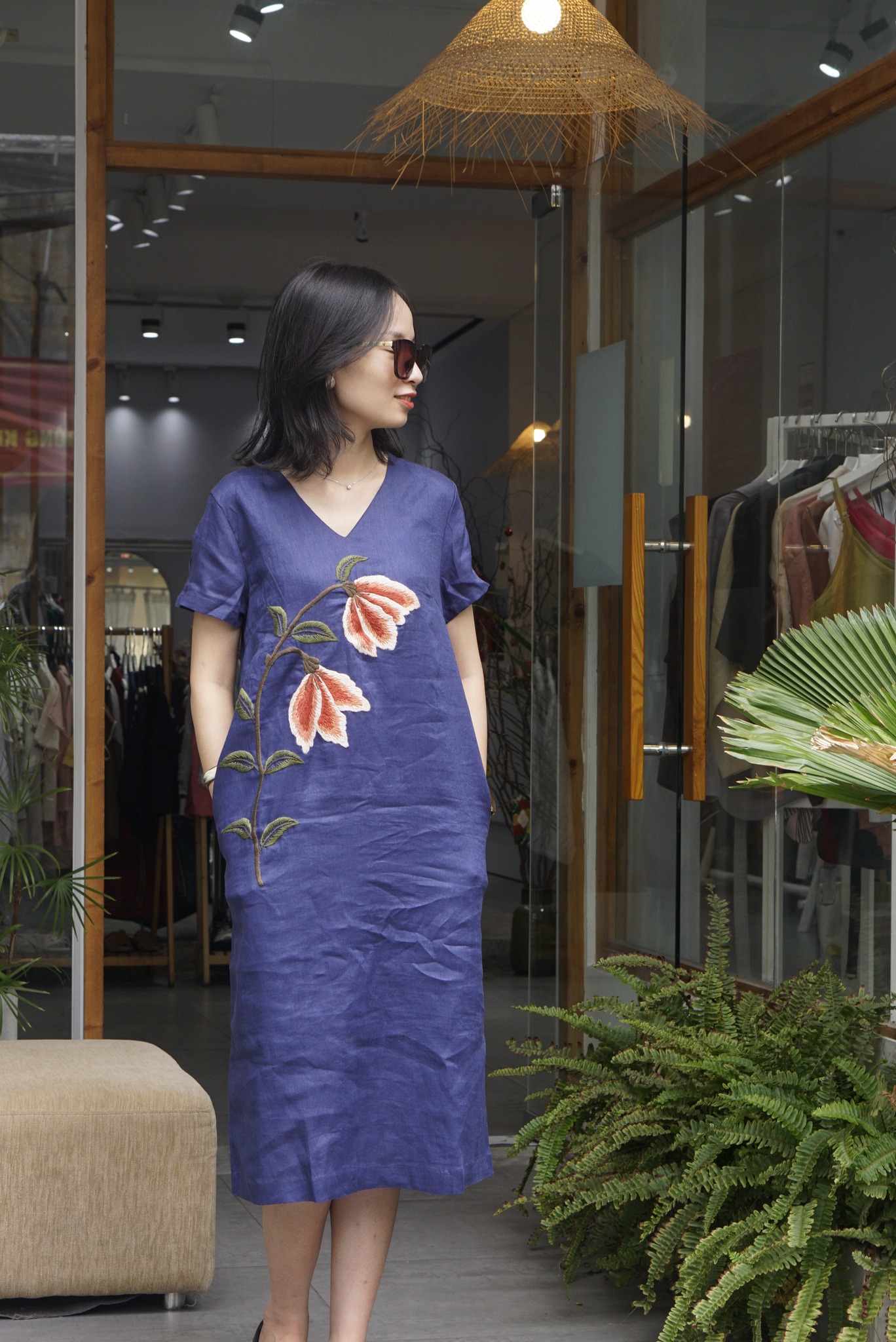 Đầm linen dáng dài thêu tay LIBERTY - MaxMessi