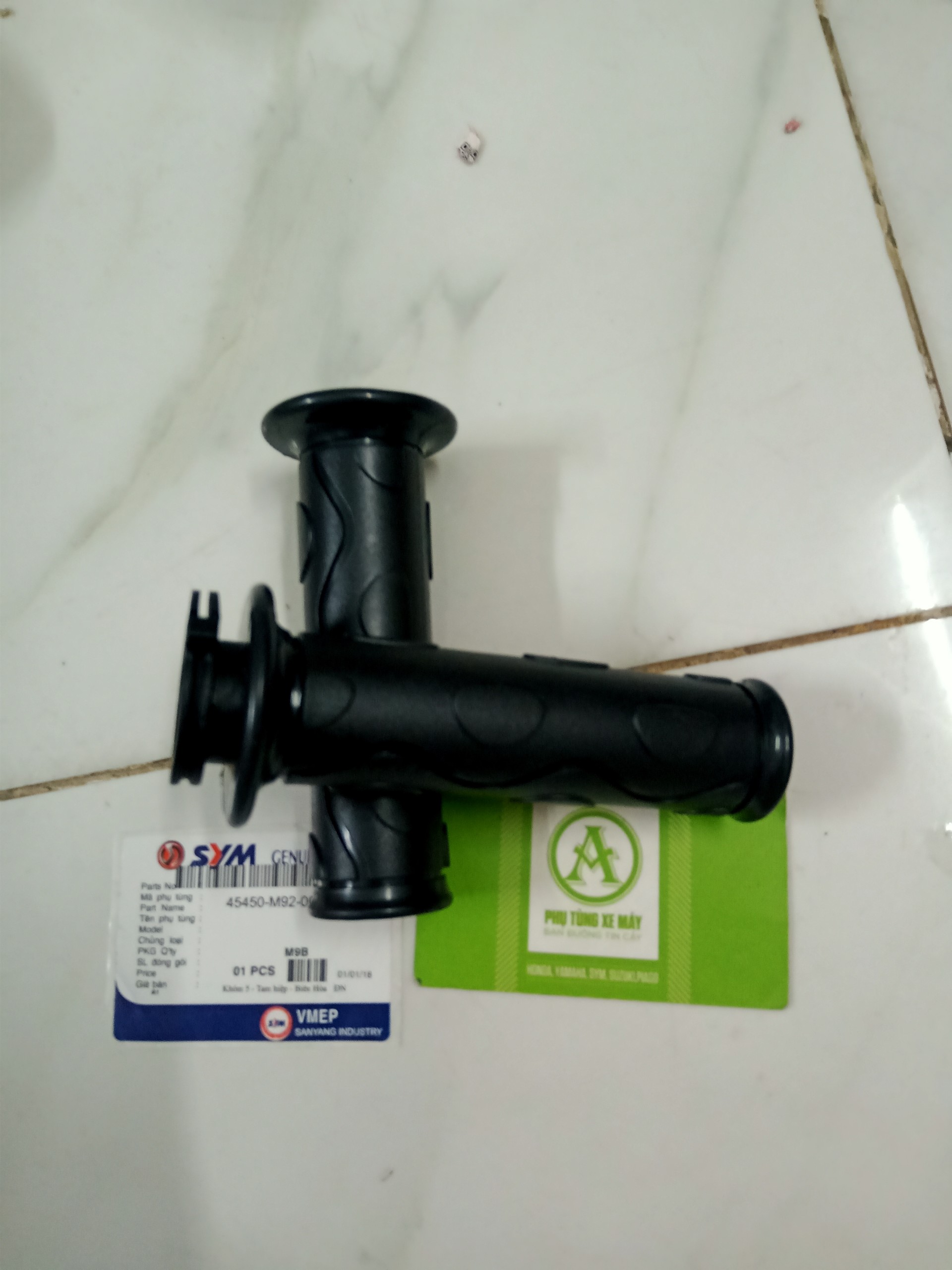 1 cặp bao tay Attila SYM ( có ống Ga )