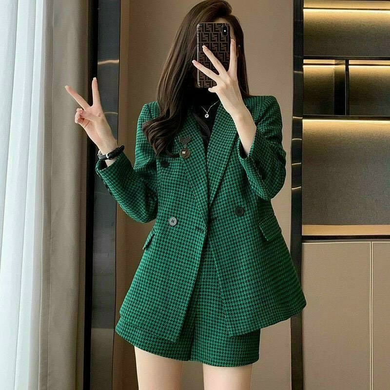 Sét bộ vest đùi caro cao cấp sang trọng, sét vest nữ áo plazer phối quần đùi chất liệu bố dạ cầm nặng tay, quần đùi, sét vest công sở, sét bộ nữ đi chơi lịch sự