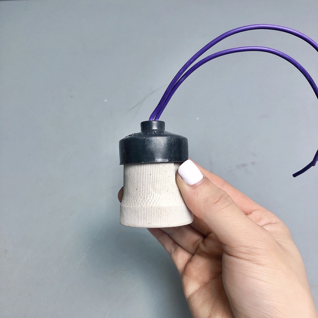 Đui đèn sứ E27 chống nước chống cháy sopoka