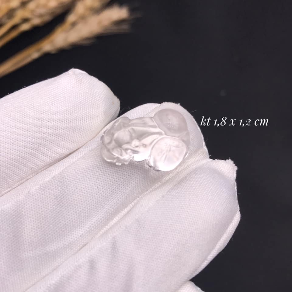 Tỳ hưu đá thạch anh trắng