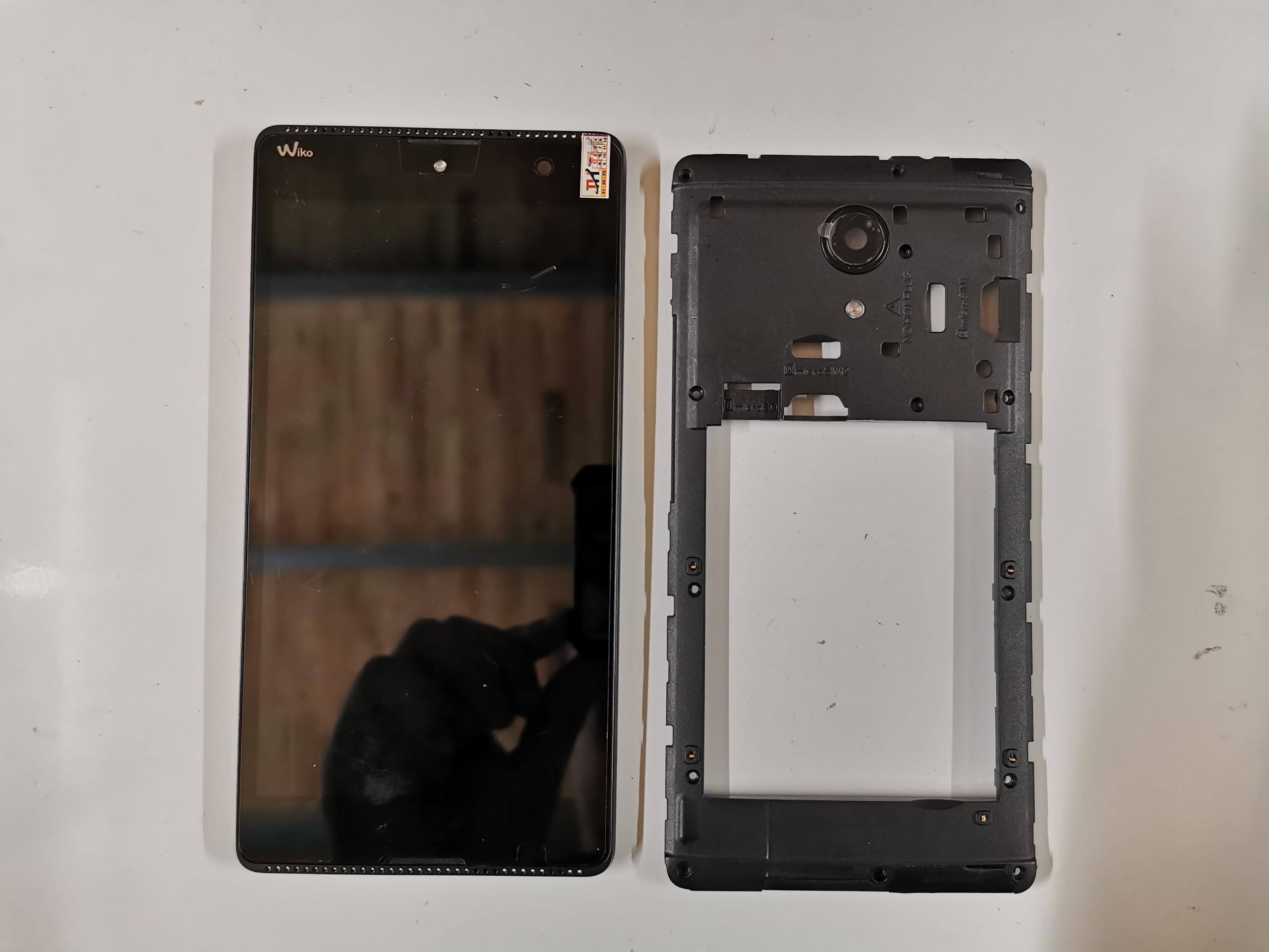 [HCM]BỘ MÀN HÌNH WIKO ROBBY ZIN KHUNG