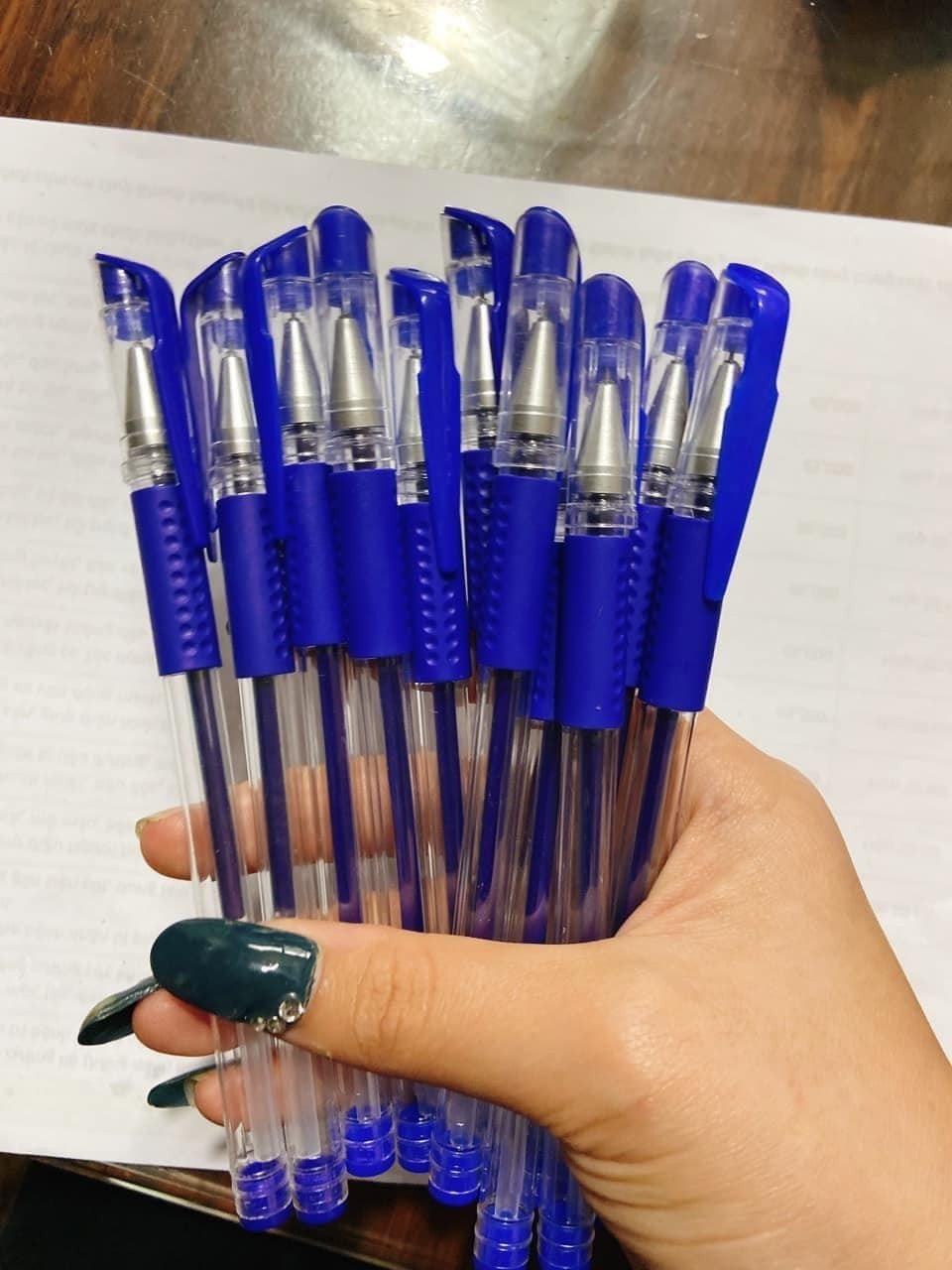 BON001 - Sét 100 bút bi nước mực xanh