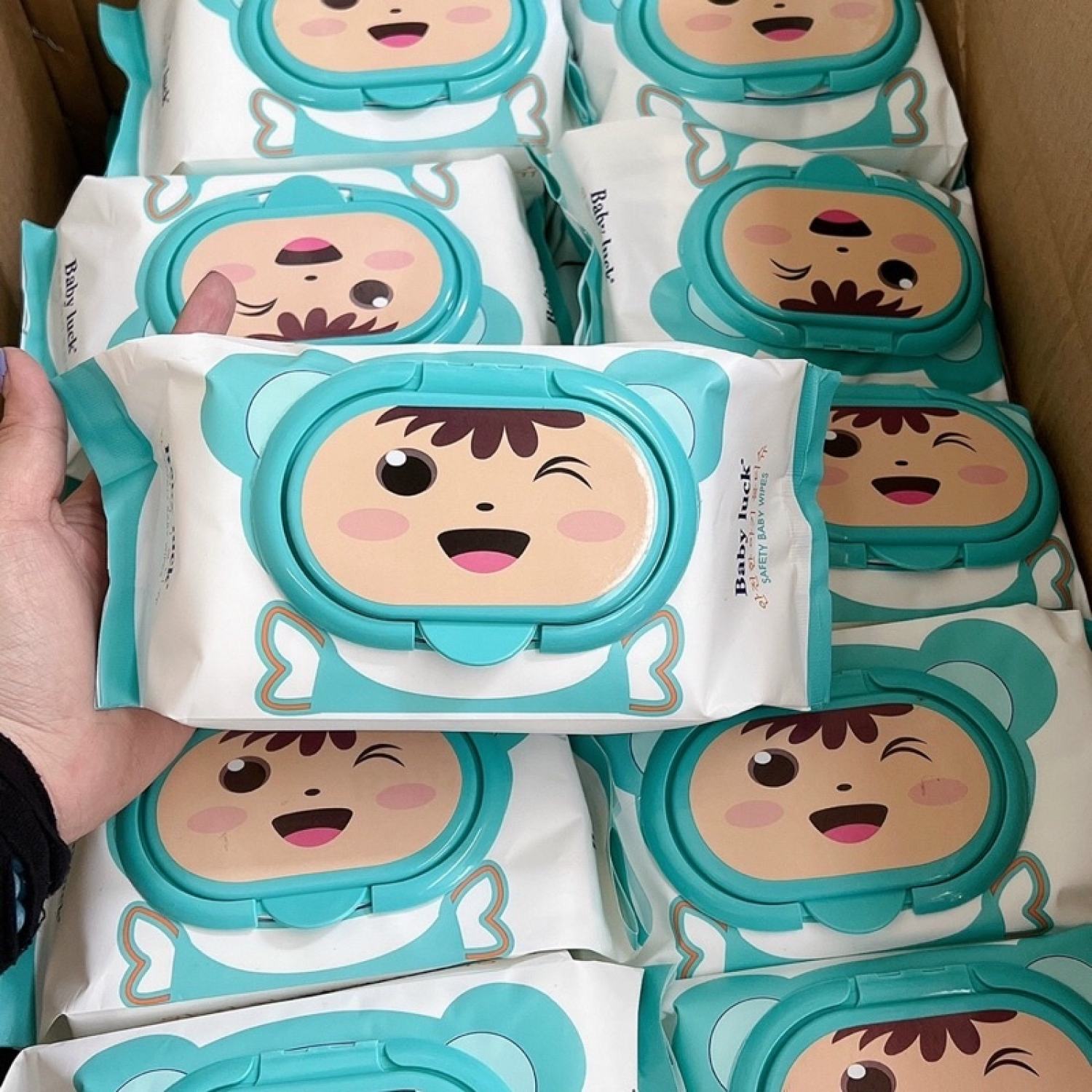 Khăn giấy Baby Luck : 1 thùng ( 30 bịch )