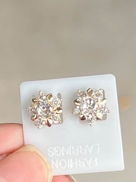 Bông tai Bạc 925 đính đá CZ Yuumigems