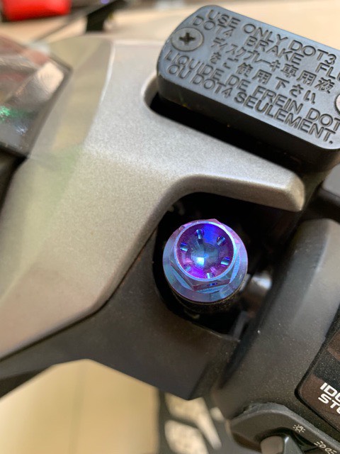 Ốc chân kiếng Probolt Titan Gr5 10ly thuận nghịch Yamaha  Honda nhiều dòng xe