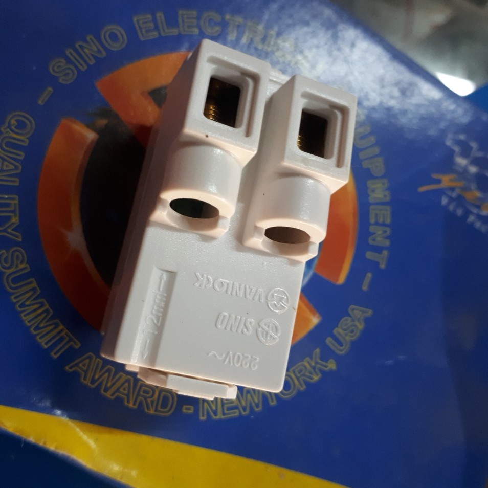 HẠT ổ cắm , công tắc s18cc SINO