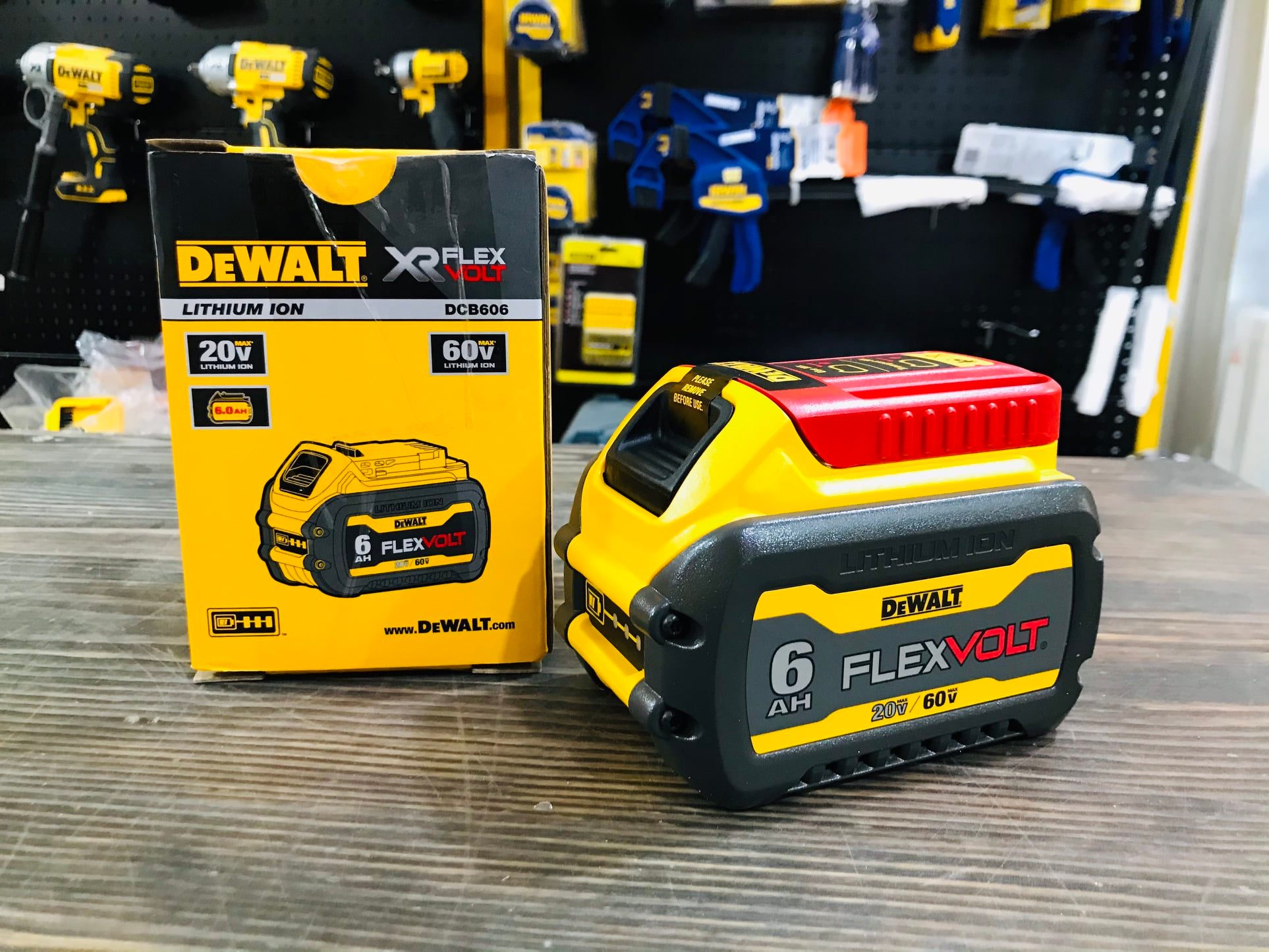 Pin Flexvolt Dewalt DCB606-KR (20V-6Ah - Pin 6Ah Dewalt - Pin 60v Dewalt)