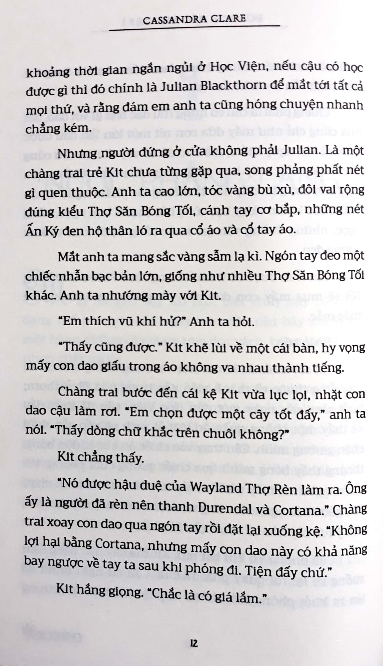 Fahasa - Đức Vua Hắc Ám - Tập 1 (Phần 2 Series Trò Lừa Xảo Quyệt)