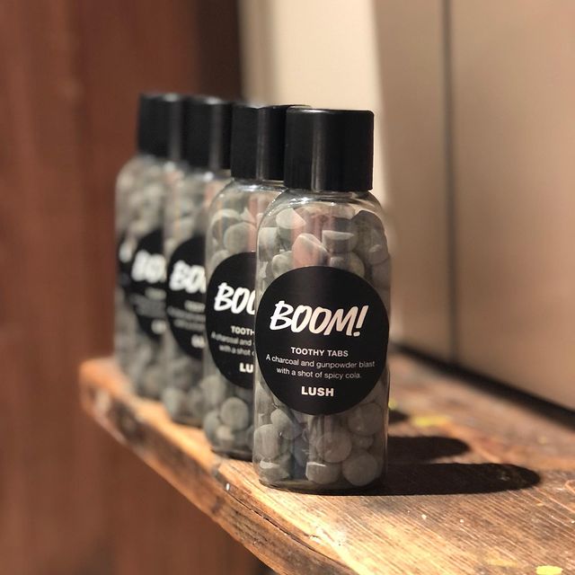 [HCM]Viên đáng trắng răng Boom toothy tabs - LUSH