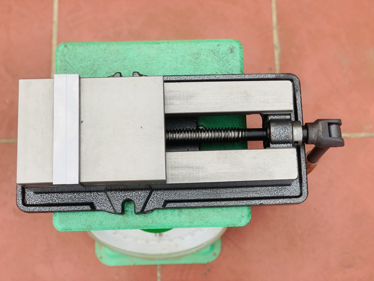 ê tô máy phay , máy tiện 150mm