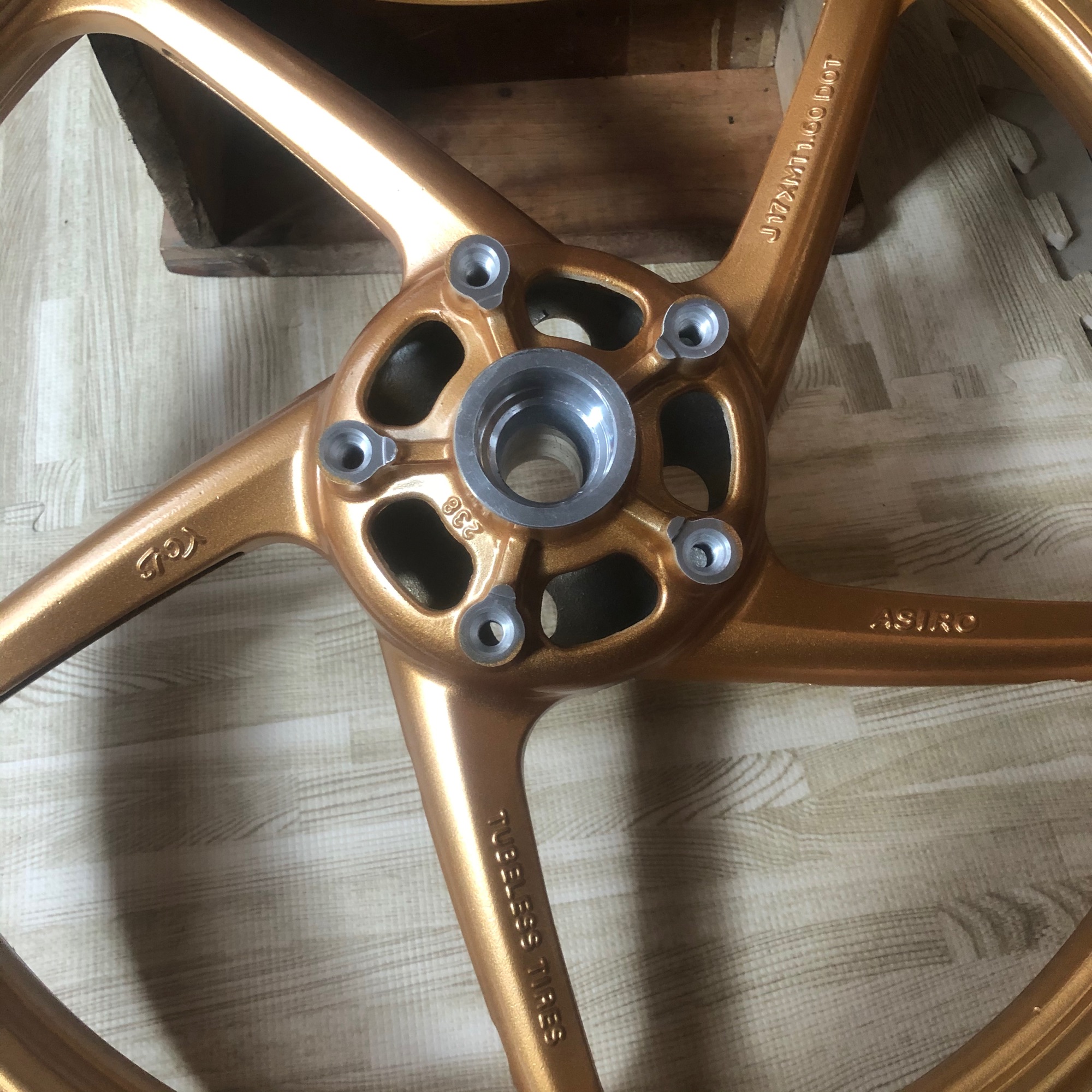 Bánh mâm Ex 150 Asiro 5 cây