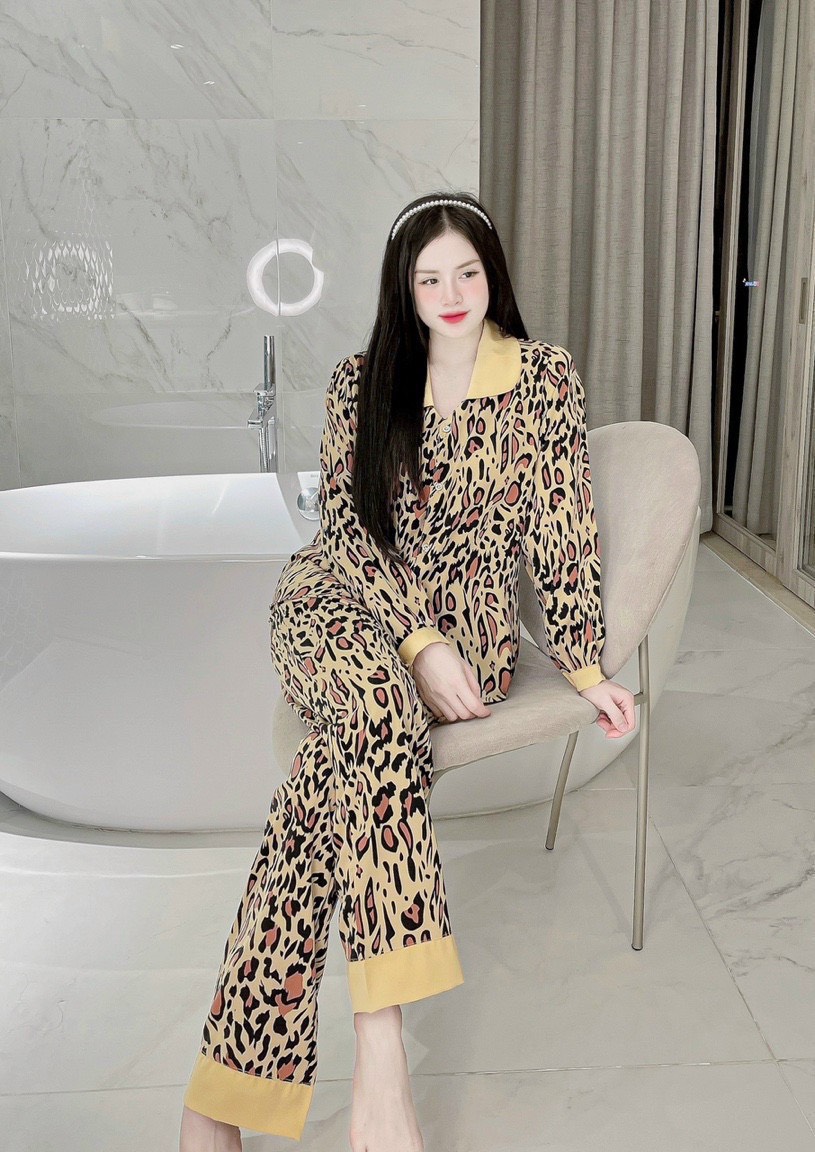 BỘ LỤA MANGO TAY DÀI 1. PHOM DƯỚI 60 KG.