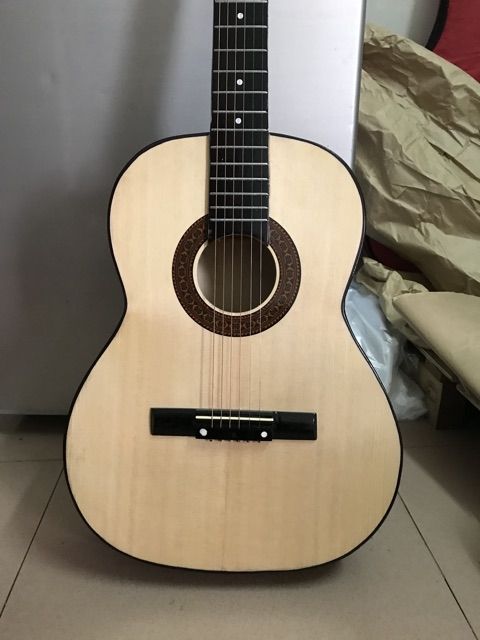 đàn guitar classic gỗ thông Q055 tặng bao đựng